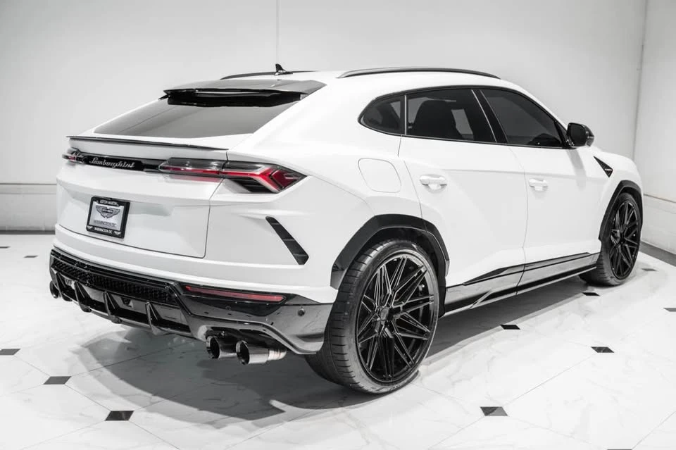 2020 Lamborghini Urus - Image 8 of 12