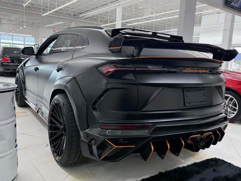 2020 Lamborghini Urus - Image 5 of 11