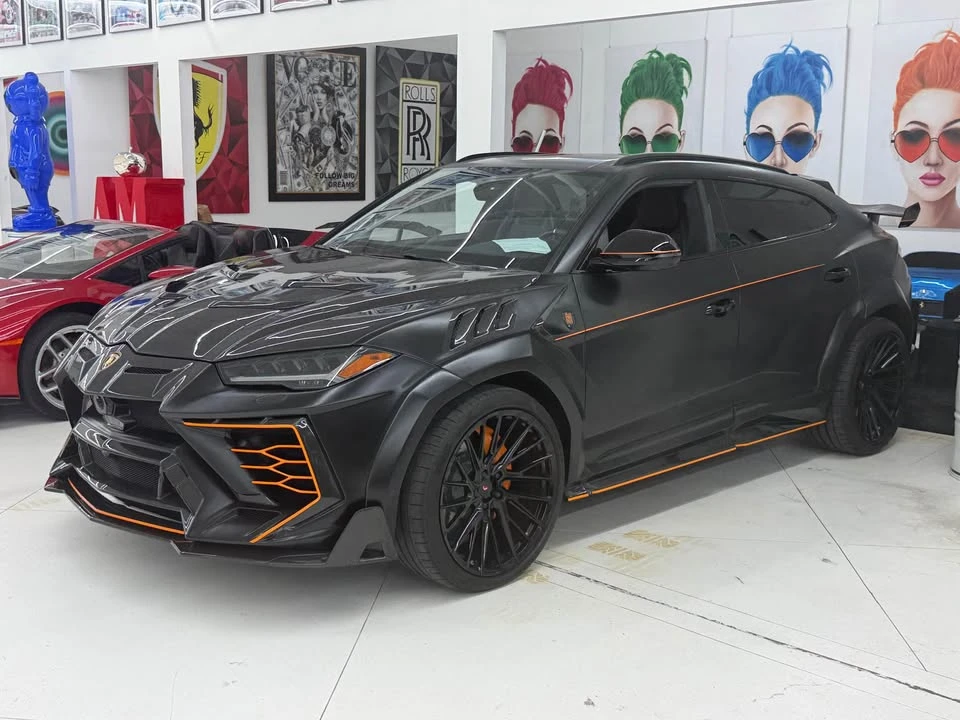 2020 Lamborghini Urus - Image 8 of 11