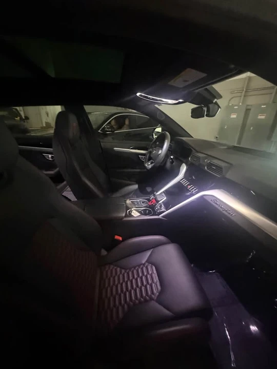 2020 Lamborghini Urus - Image 2 of 3