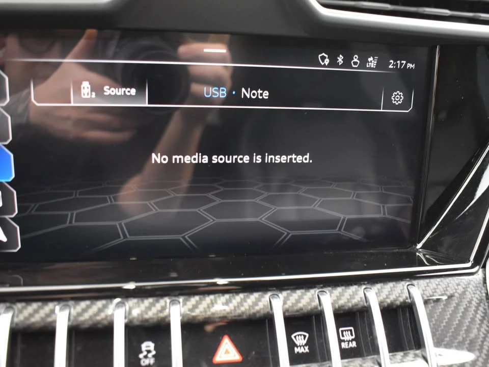 2020 Lamborghini Urus - Image 7 of 20