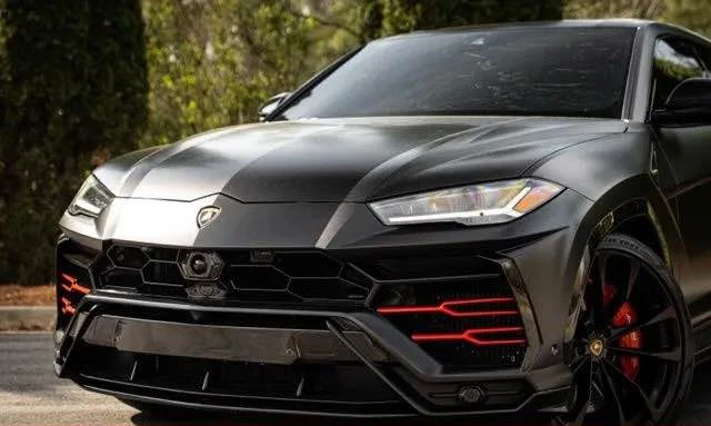 2020 Lamborghini Urus - Image 2 of 19