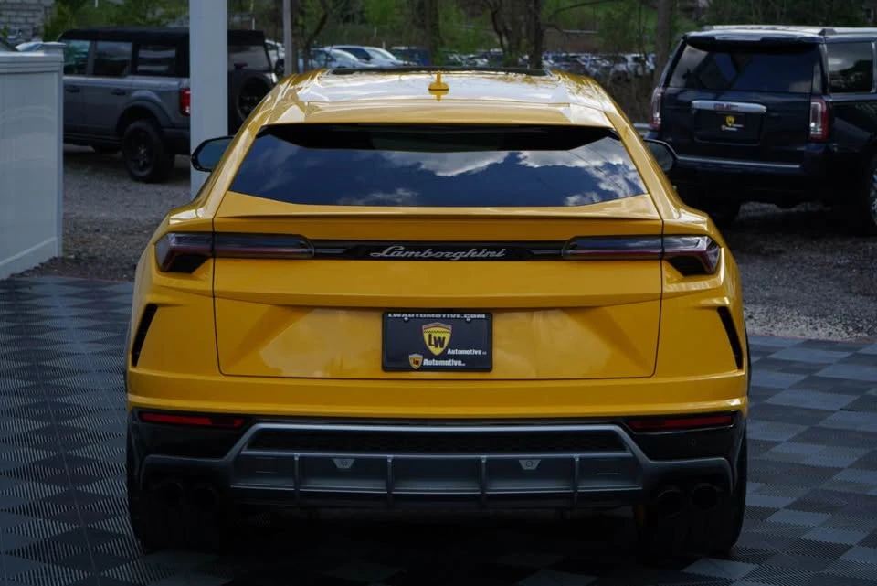 2020 Lamborghini Urus - Image 3 of 20