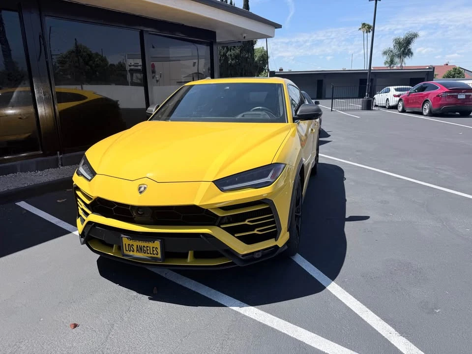 2020 Lamborghini Urus - Image 6 of 6