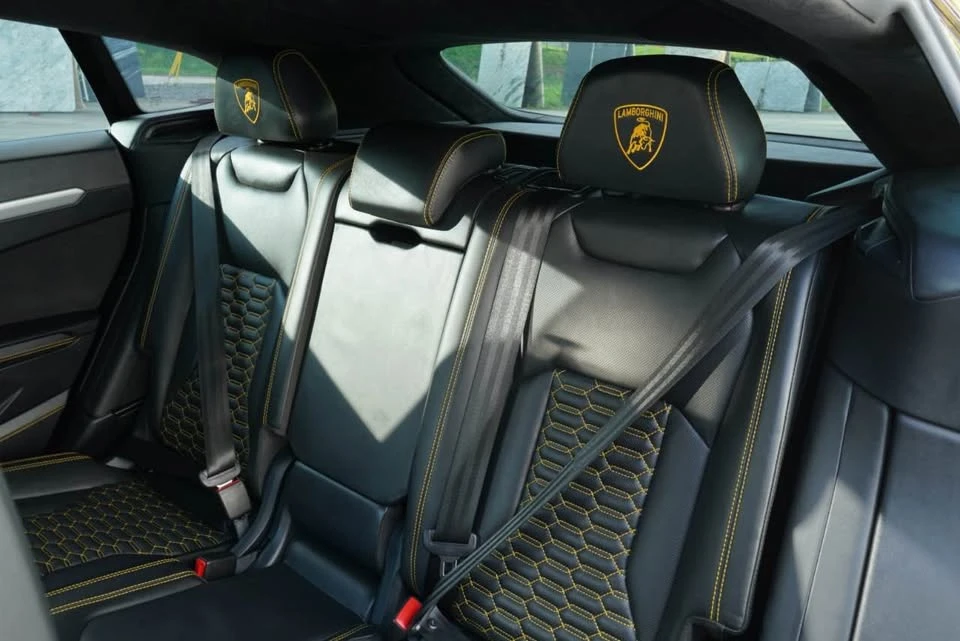 2020 Lamborghini Urus - Image 13 of 20