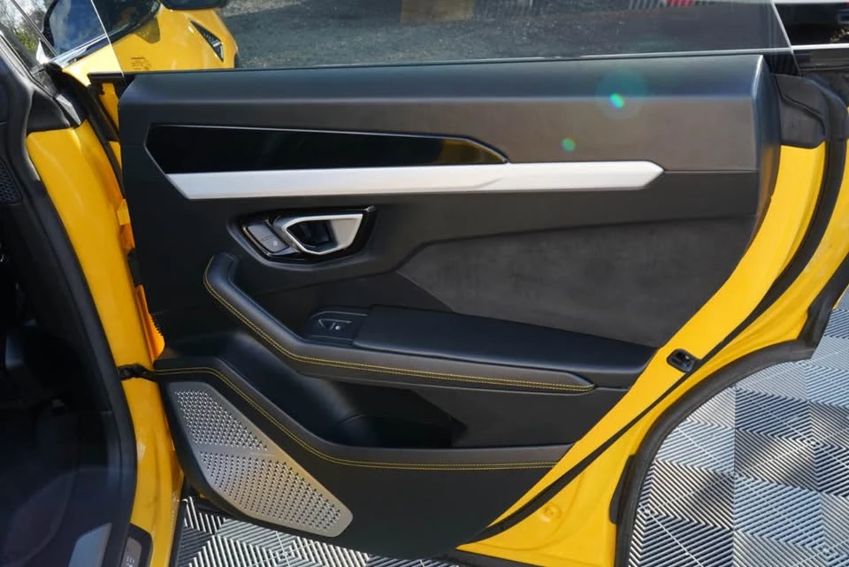 2020 Lamborghini Urus - Image 15 of 20