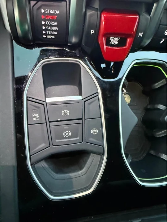 2020 Lamborghini Urus - Image 14 of 14