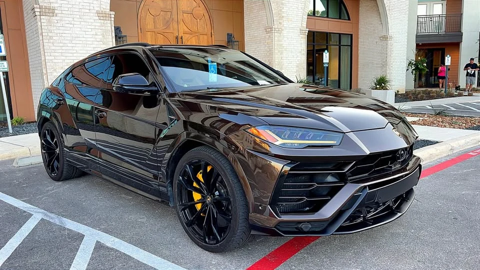 2020 Lamborghini Urus - Image 8 of 20