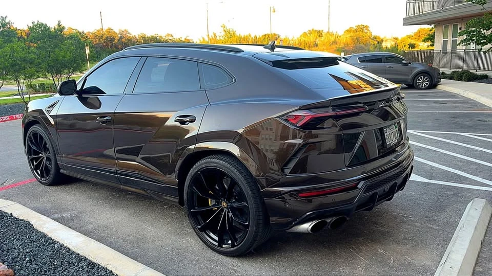 2020 Lamborghini Urus - Image 4 of 20