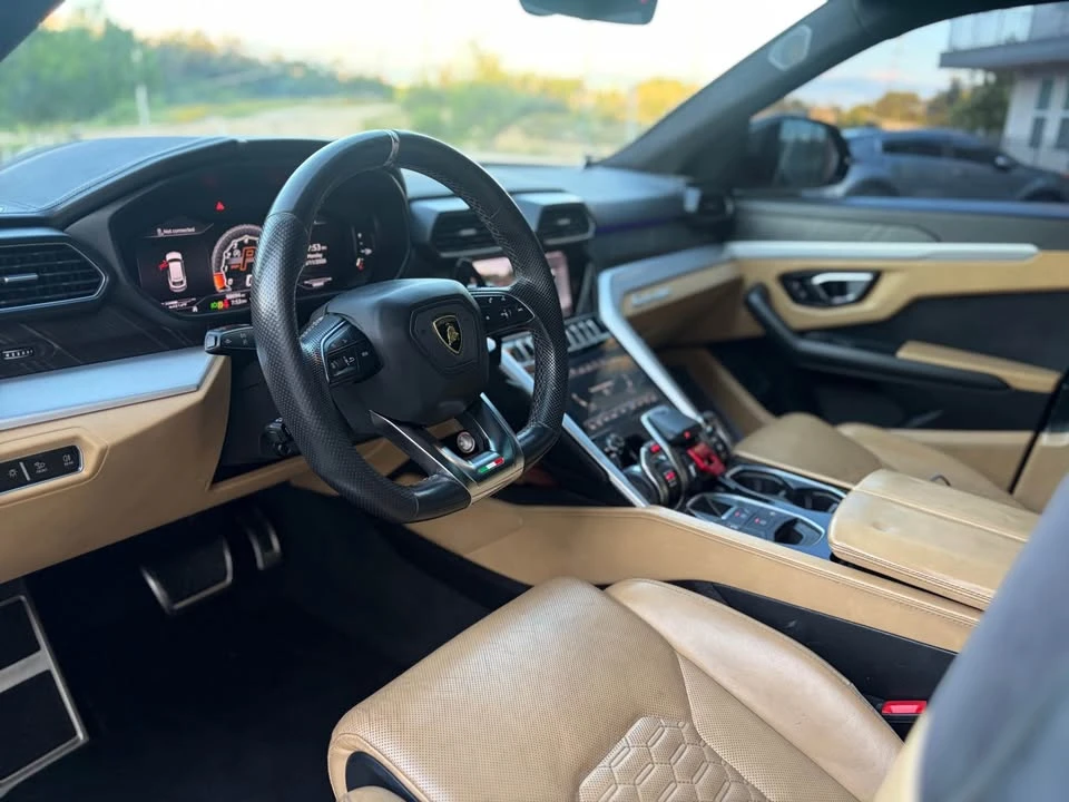 2020 Lamborghini Urus - Image 15 of 20