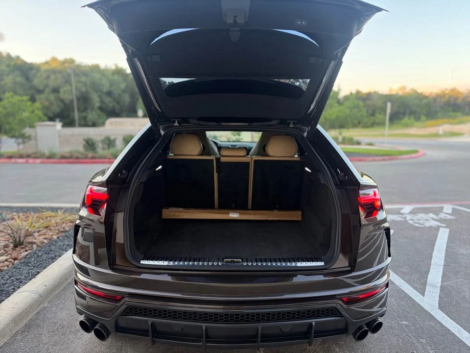2020 Lamborghini Urus - Image 13 of 20
