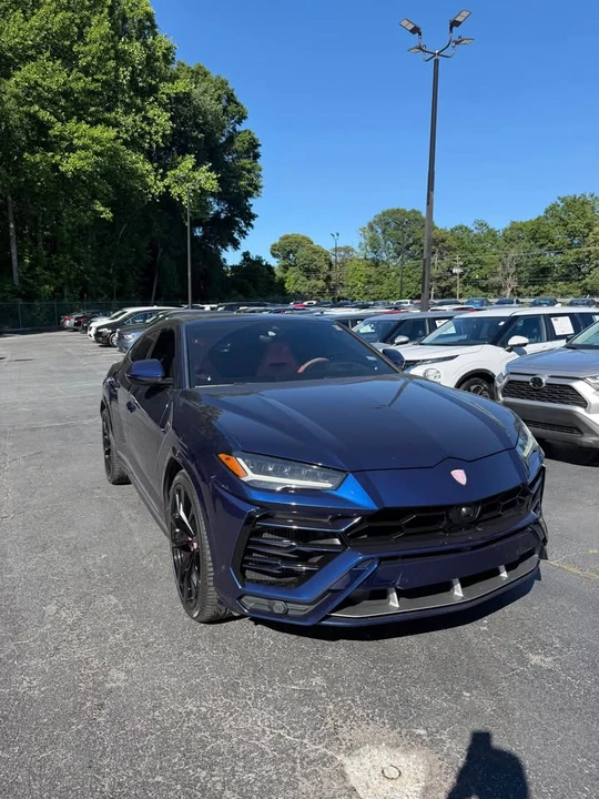 2020 Lamborghini Urus - Image 2 of 10