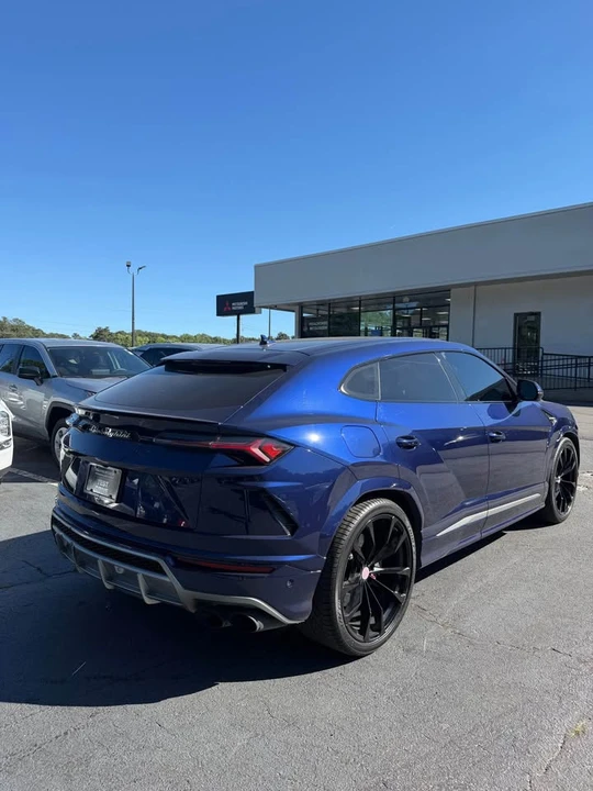 2020 Lamborghini Urus - Image 5 of 10