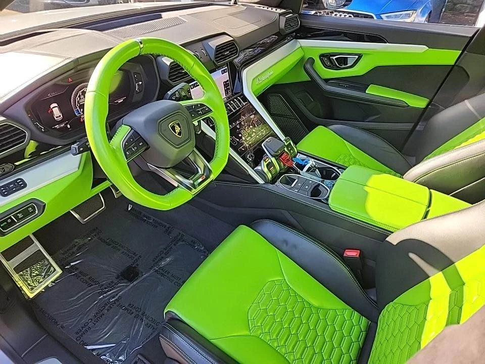 2020 Lamborghini Urus - Image 7 of 9