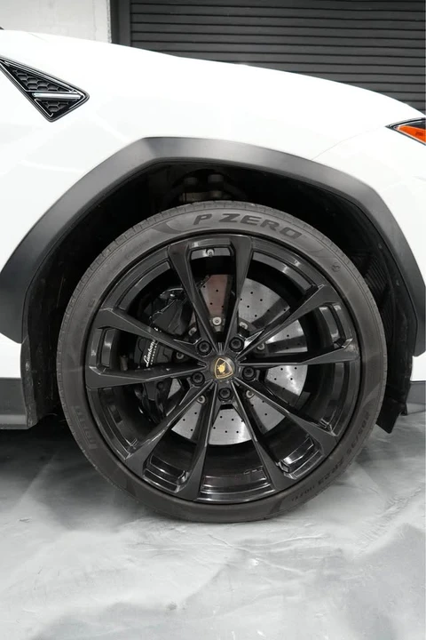 2020 Lamborghini Urus - Image 18 of 20