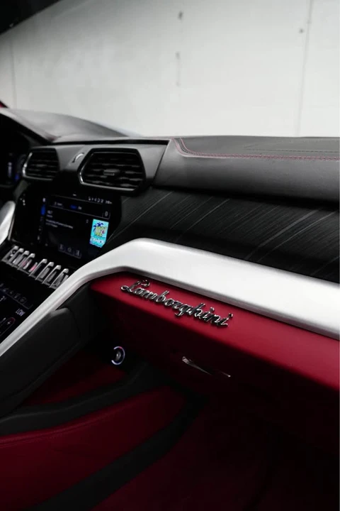 2020 Lamborghini Urus - Image 10 of 19