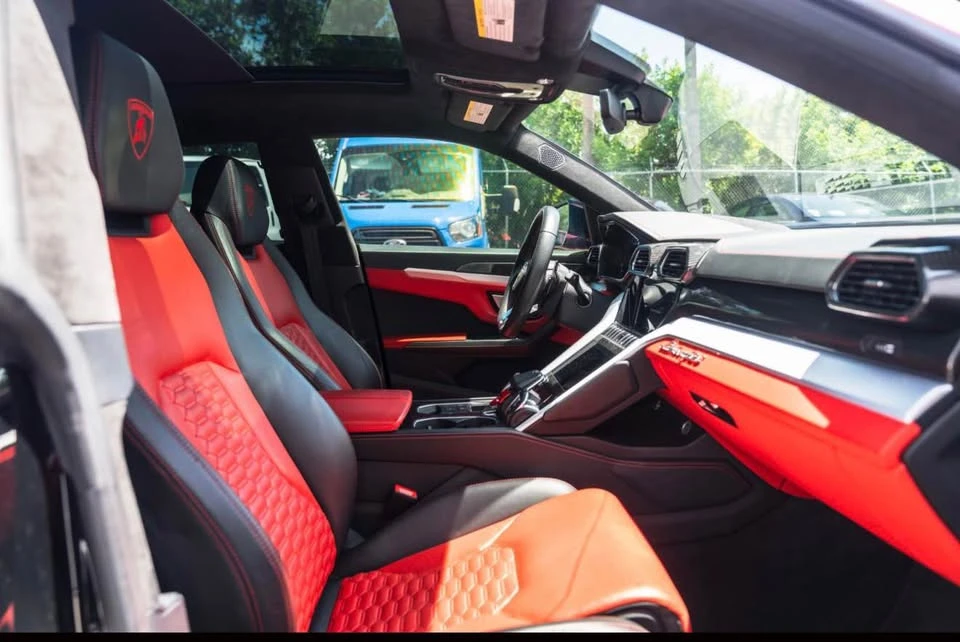 2020 Lamborghini Urus - Image 2 of 6