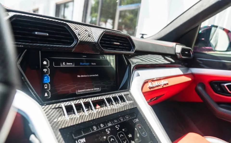 2020 Lamborghini Urus - Image 6 of 6
