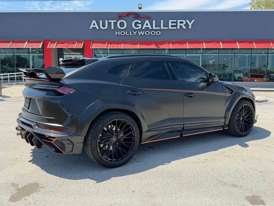 2020 Lamborghini Urus - Image 5 of 10