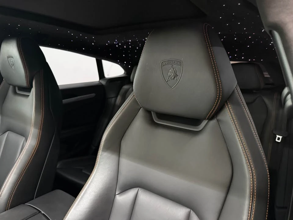 2020 Lamborghini Urus - Image 7 of 10