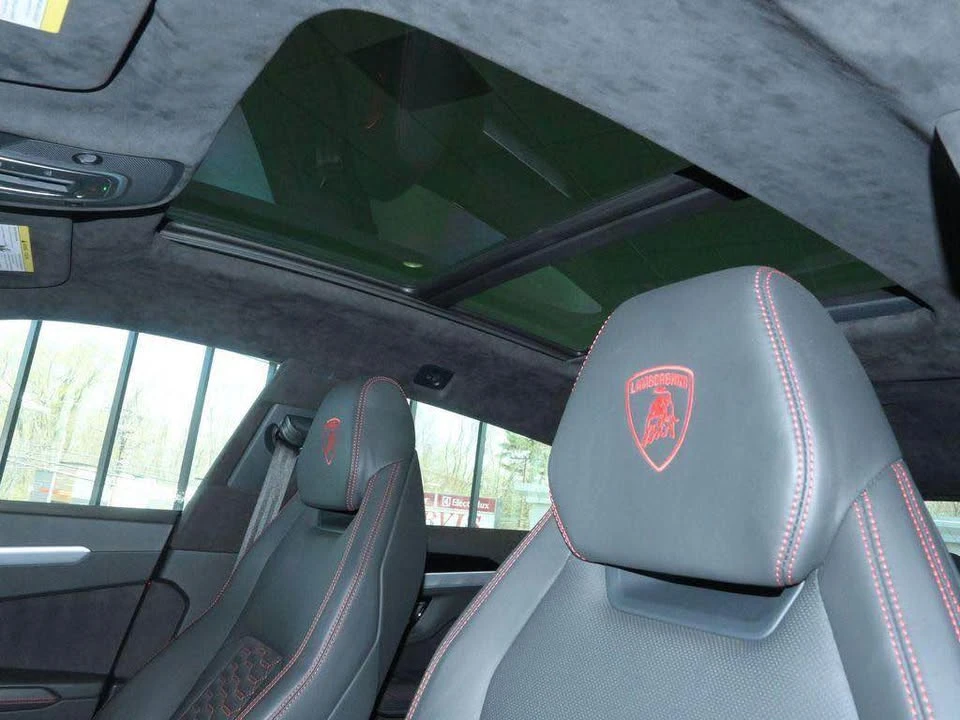 2020 Lamborghini Urus - Image 9 of 20