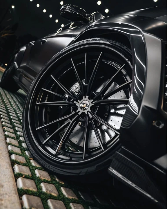 2020 Lamborghini Urus - Image 4 of 11