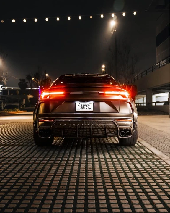 2020 Lamborghini Urus - Image 10 of 11