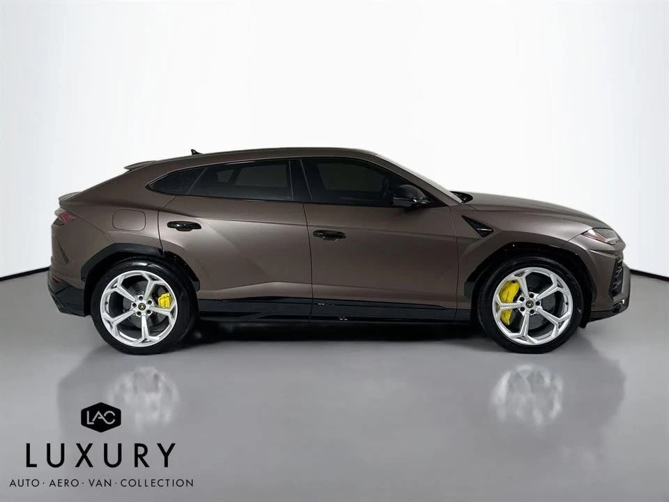 2020 Lamborghini Urus - Image 2 of 20