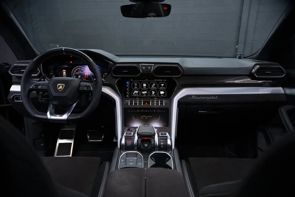 2020 Lamborghini Urus - Image 18 of 20