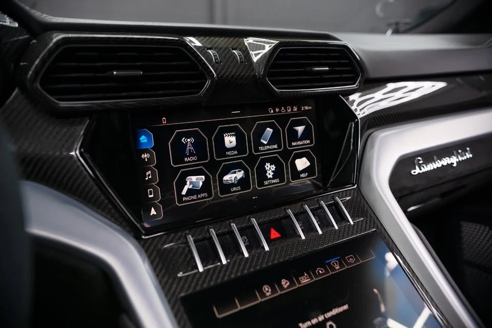 2020 Lamborghini Urus - Image 19 of 20