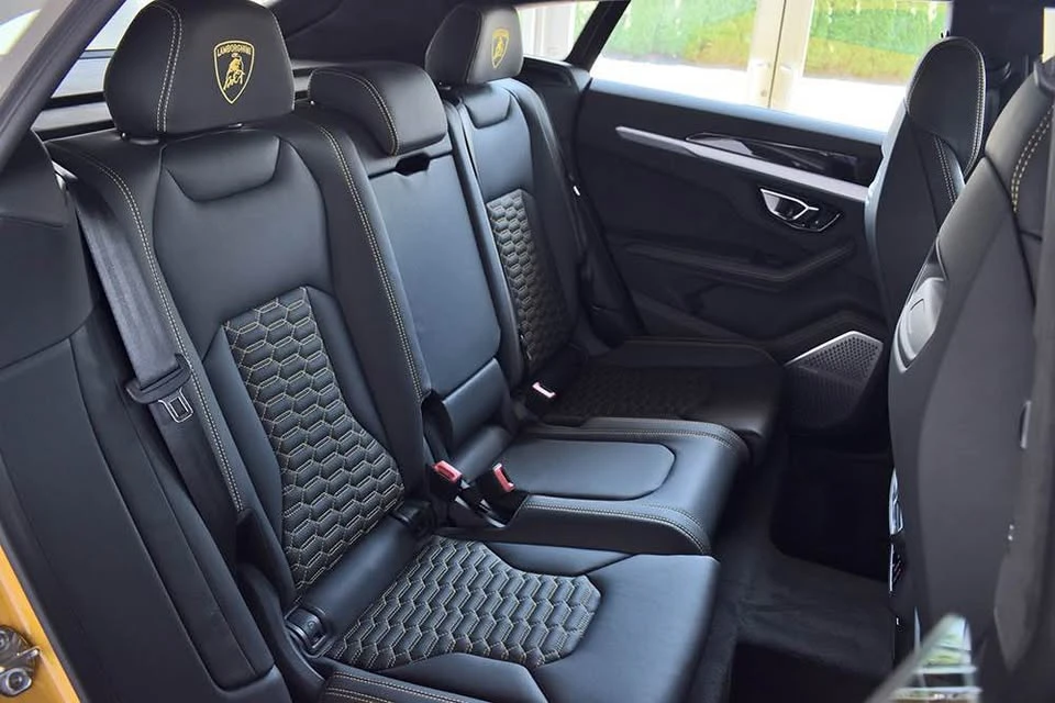 2020 Lamborghini Urus - Image 7 of 10
