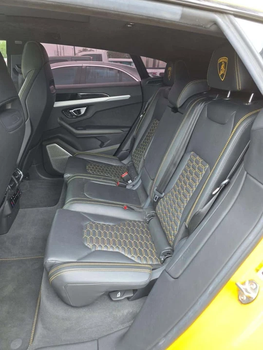 2020 Lamborghini Urus - Image 12 of 16