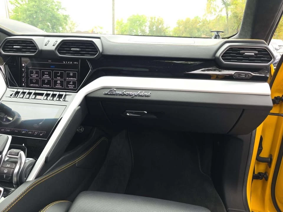 2020 Lamborghini Urus - Image 16 of 16