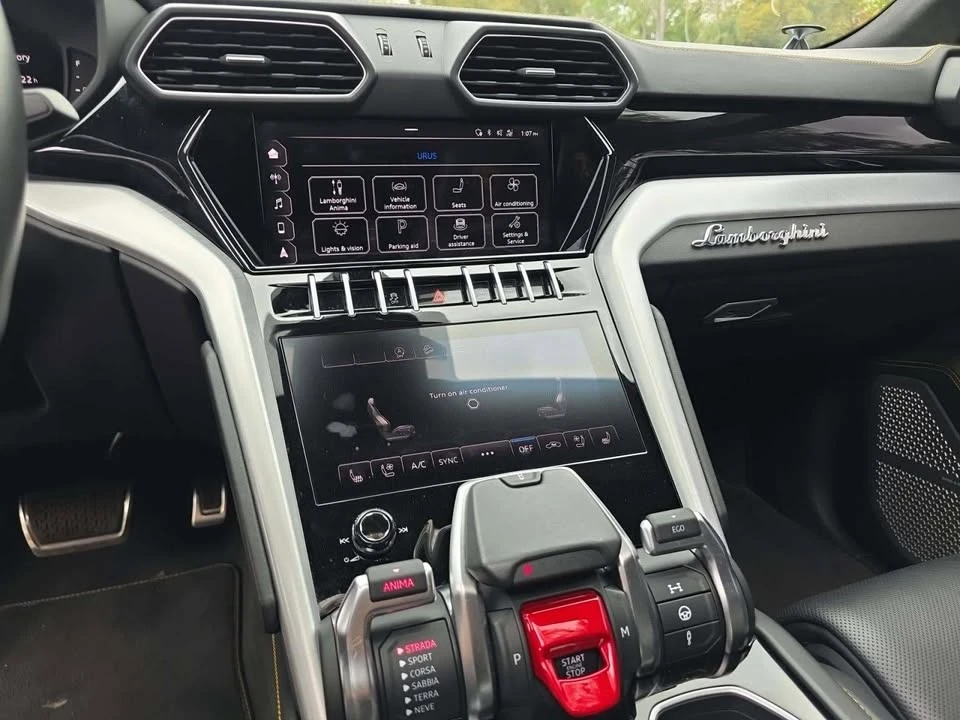 2020 Lamborghini Urus - Image 9 of 16