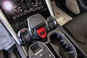 2020 Lamborghini Urus - Image 14 of 19
