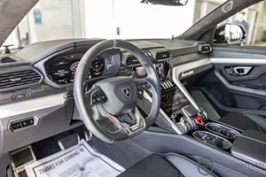 2020 Lamborghini Urus - Image 9 of 19