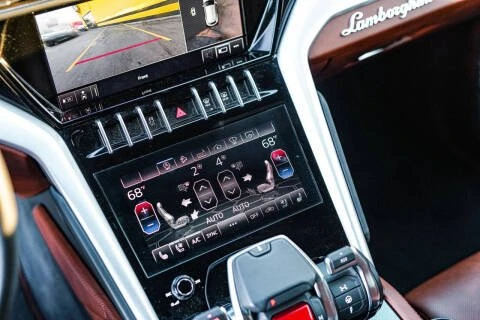 2020 Lamborghini Urus - Image 18 of 20