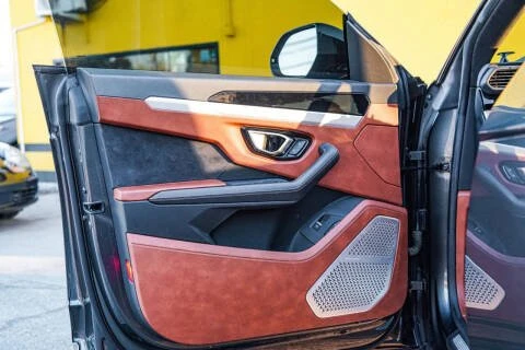 2020 Lamborghini Urus - Image 12 of 20
