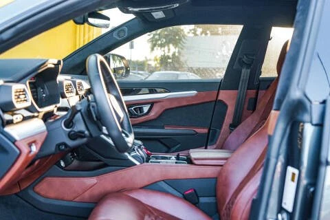 2020 Lamborghini Urus - Image 11 of 20