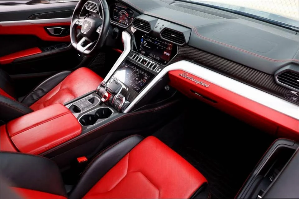 2020 Lamborghini Urus - Image 17 of 19