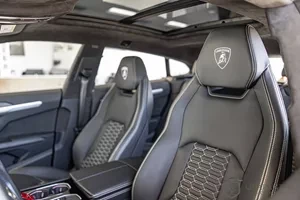 2020 Lamborghini Urus - Image 2 of 20