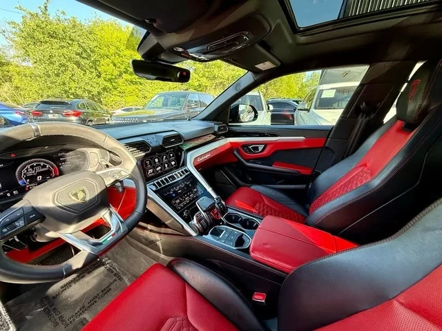 2020 Lamborghini Urus - Image 19 of 20