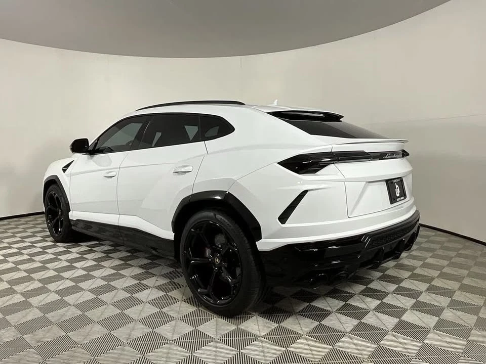2020 Lamborghini Urus - Image 3 of 19