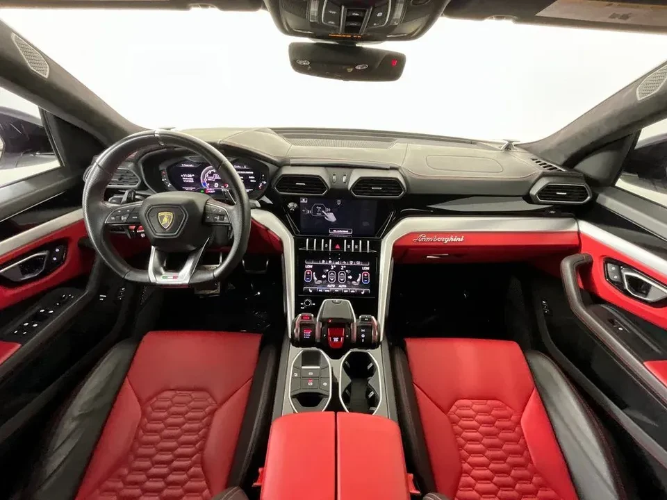 2020 Lamborghini Urus - Image 10 of 20