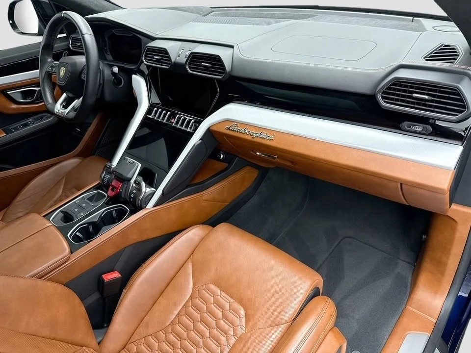 2020 Lamborghini Urus - Image 14 of 18