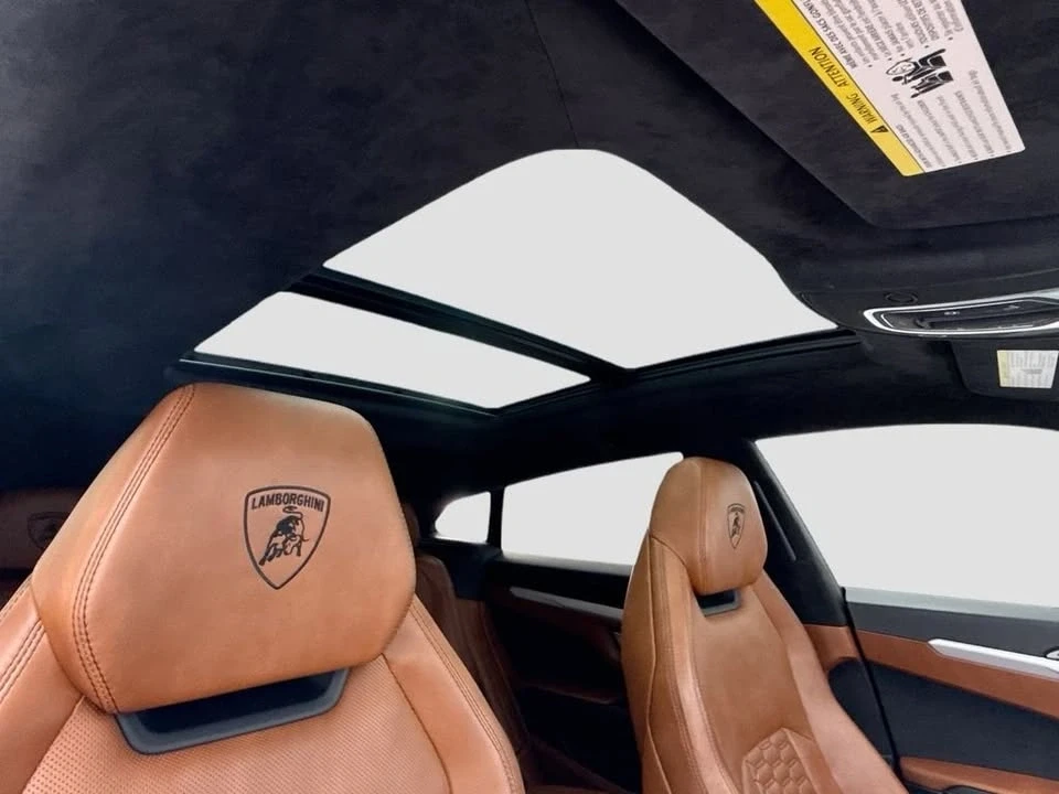 2020 Lamborghini Urus - Image 15 of 18