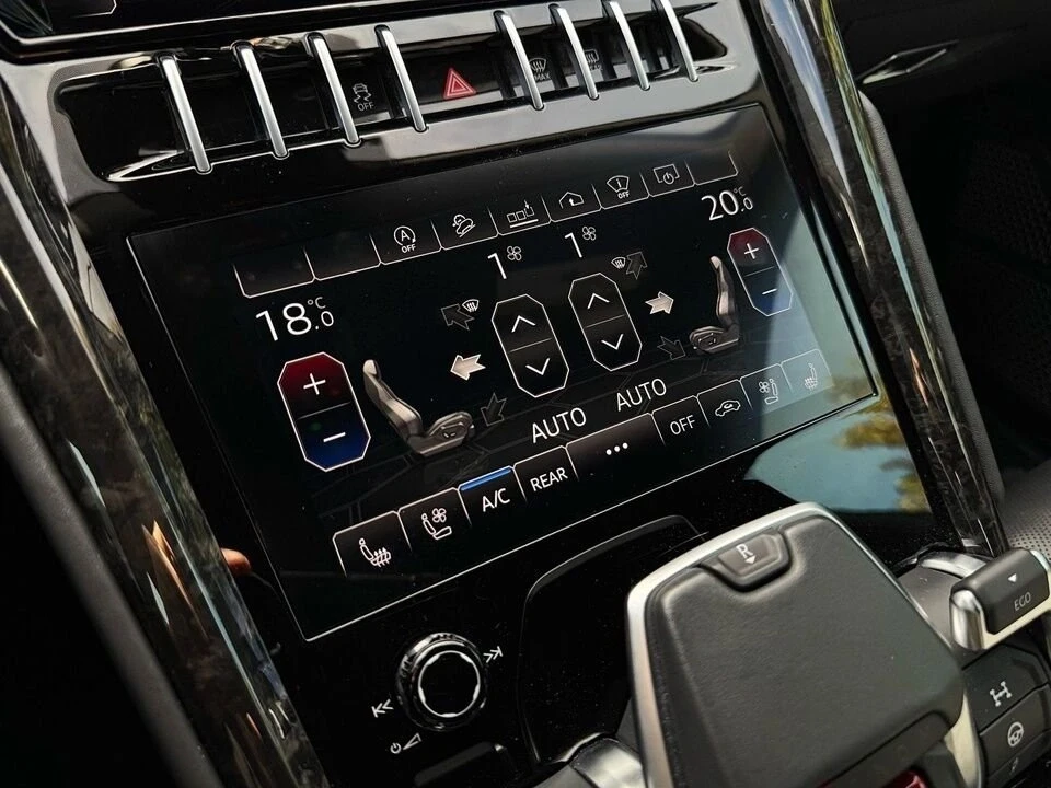 2020 Lamborghini Urus - Image 15 of 17