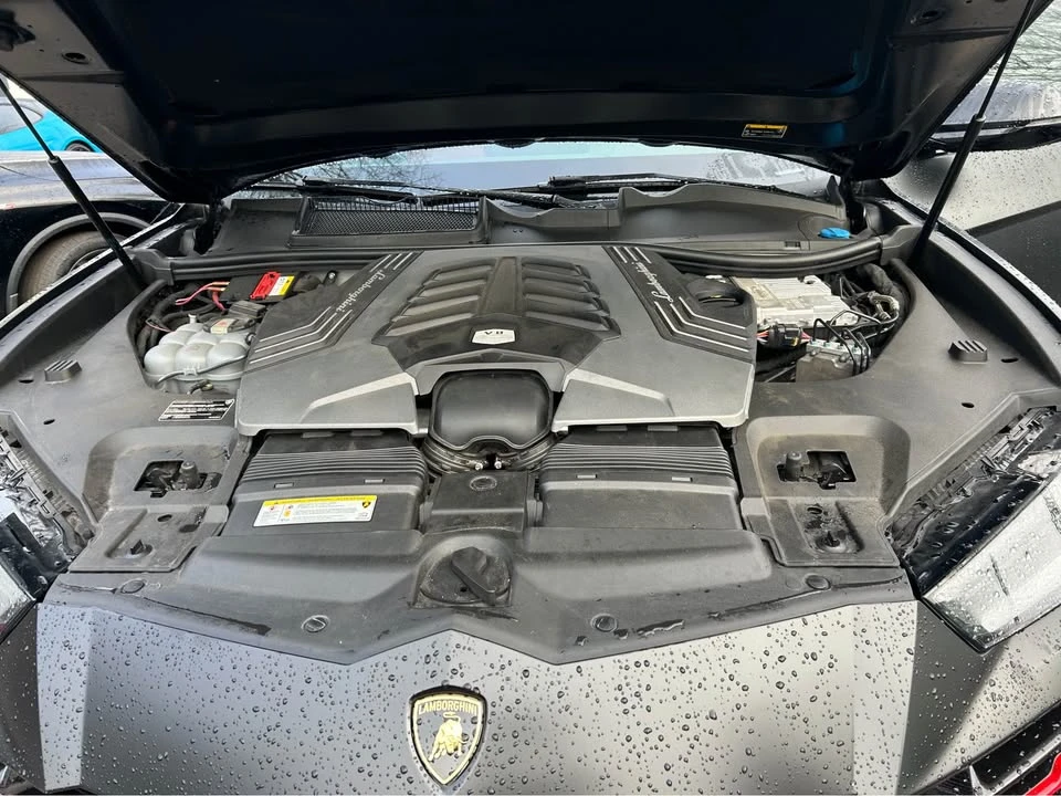 2020 Lamborghini Urus - Image 13 of 18