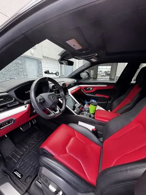 2020 Lamborghini Urus - Image 17 of 18