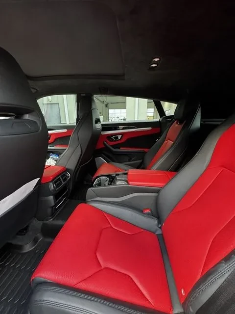 2020 Lamborghini Urus - Image 16 of 18